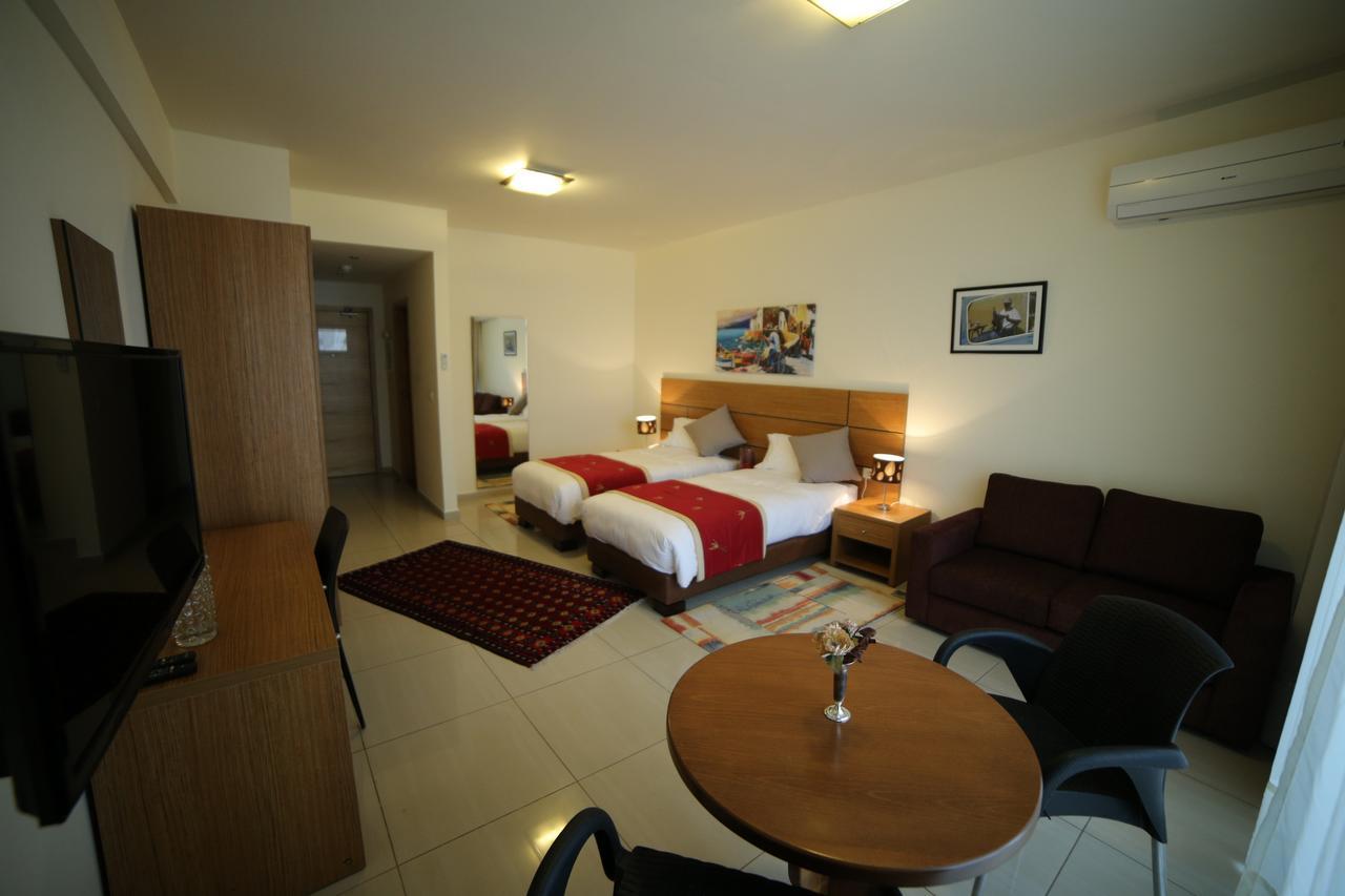 Sea Valley Aparthotel Byblos Exterior photo
